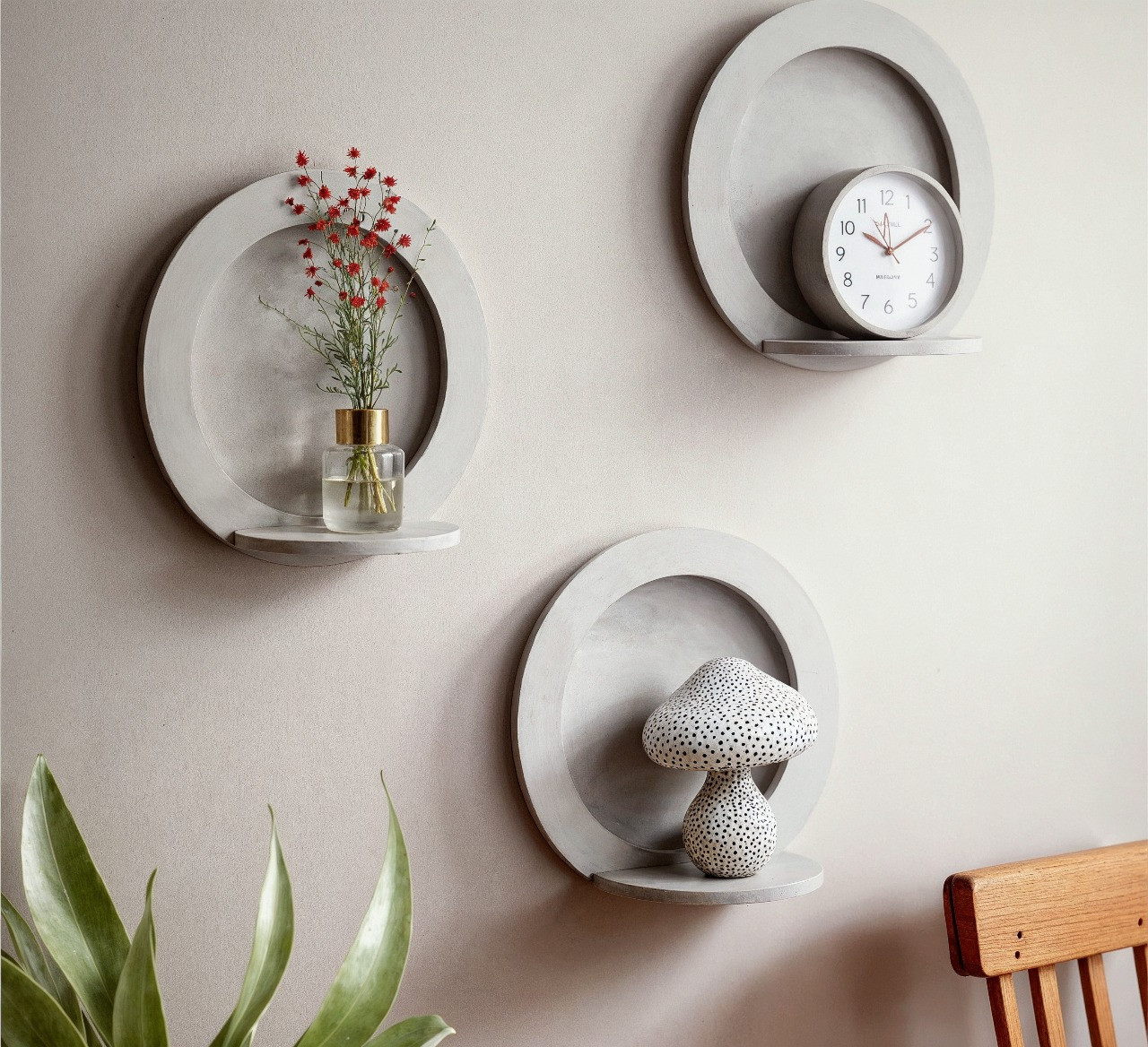 Circular Wall Shelves thumbnail 2